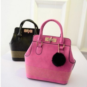 保定白溝新城華愛箱包銷售部