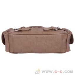 義烏箱包加工廠 定制女士包包款款秀 引領(lǐng)箱包銷售新風(fēng)尚